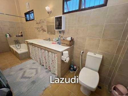 2 Bedrooms Cozy House For Sale in Stunning Garden.