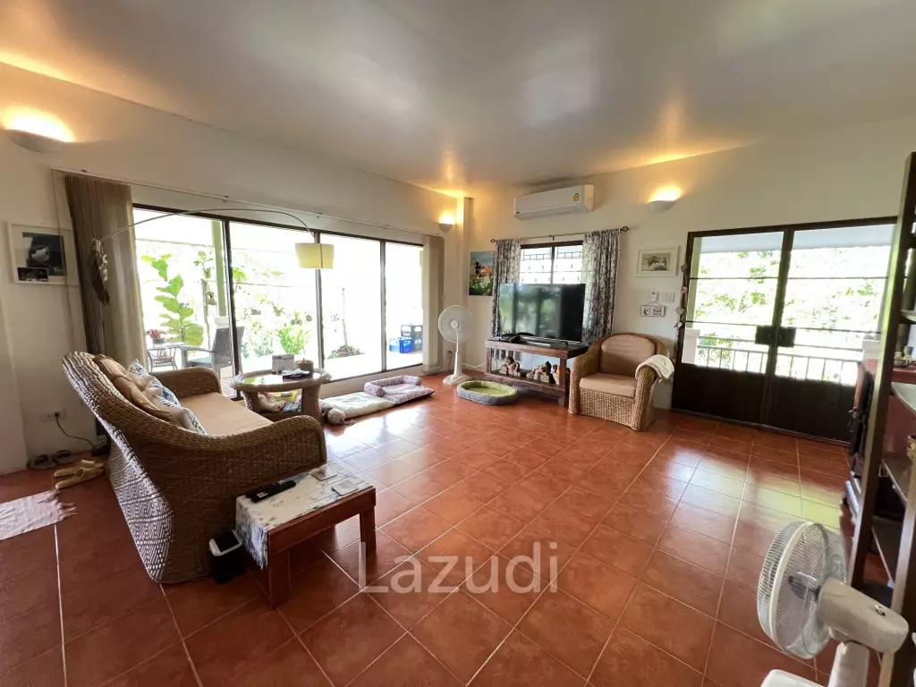 2 Bedrooms Cozy House For Sale in Stunning Garden.