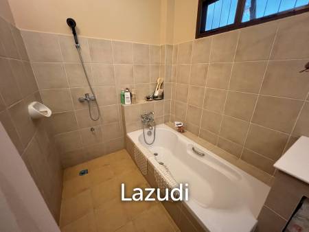 2 Bedrooms Cozy House For Sale in Stunning Garden.