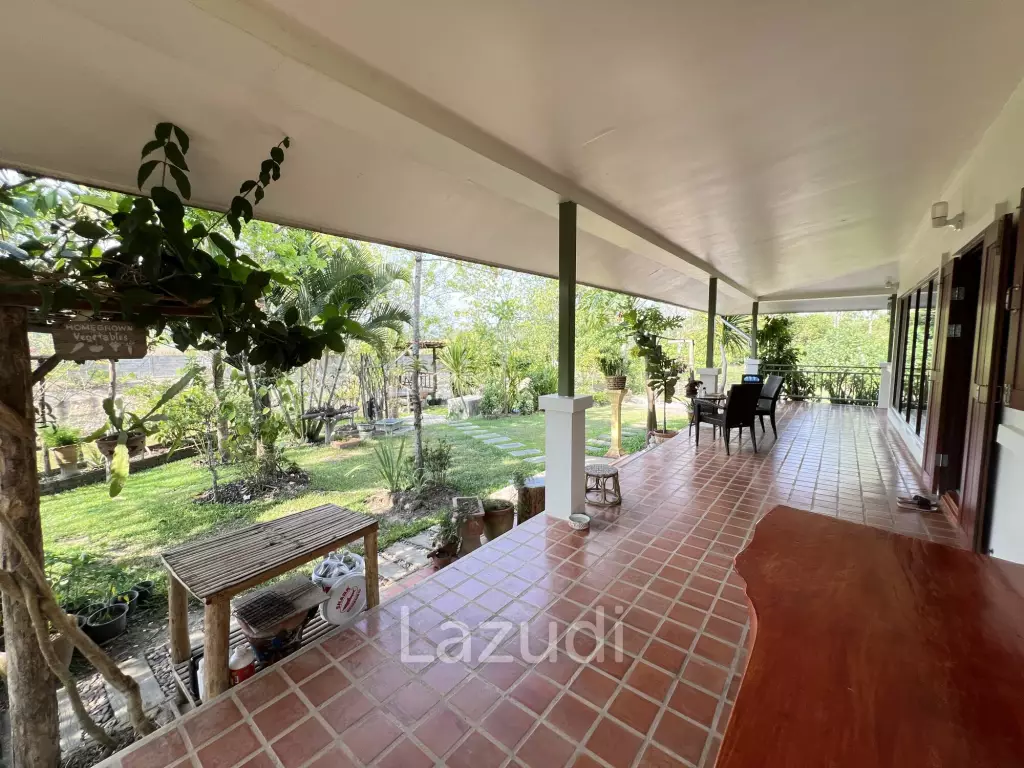 2 Bedrooms Cozy House For Sale in Stunning Garden.