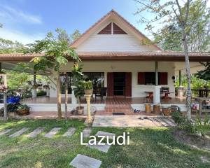ขายบ้าน 2 ห้องนอนในสวนไม้สักในพื้นที่กว่า 7 ไร่