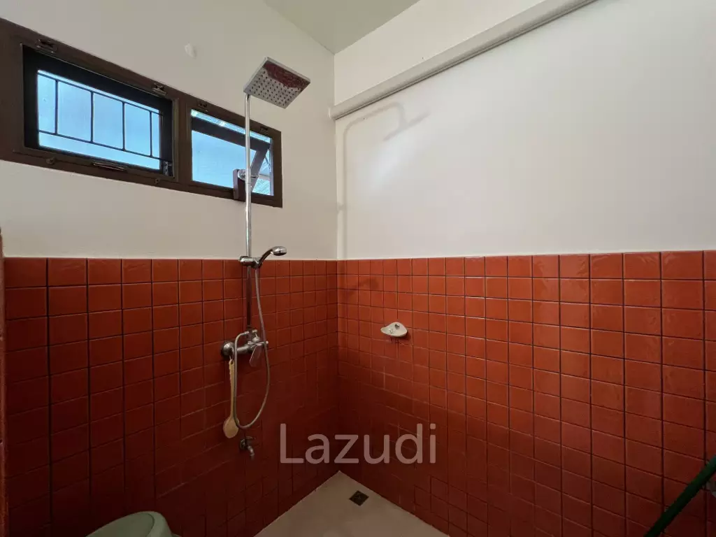 2 Bedrooms Cozy House For Sale in Stunning Garden.