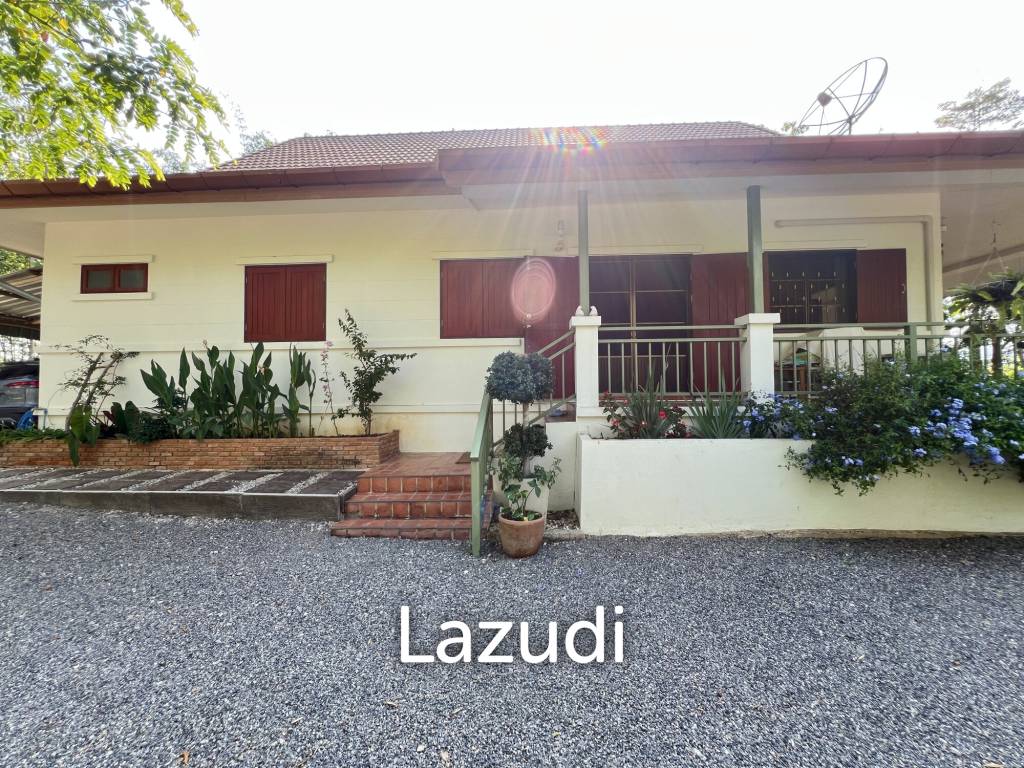 2 Bedrooms Cozy House For Sale in Stunning Garden.