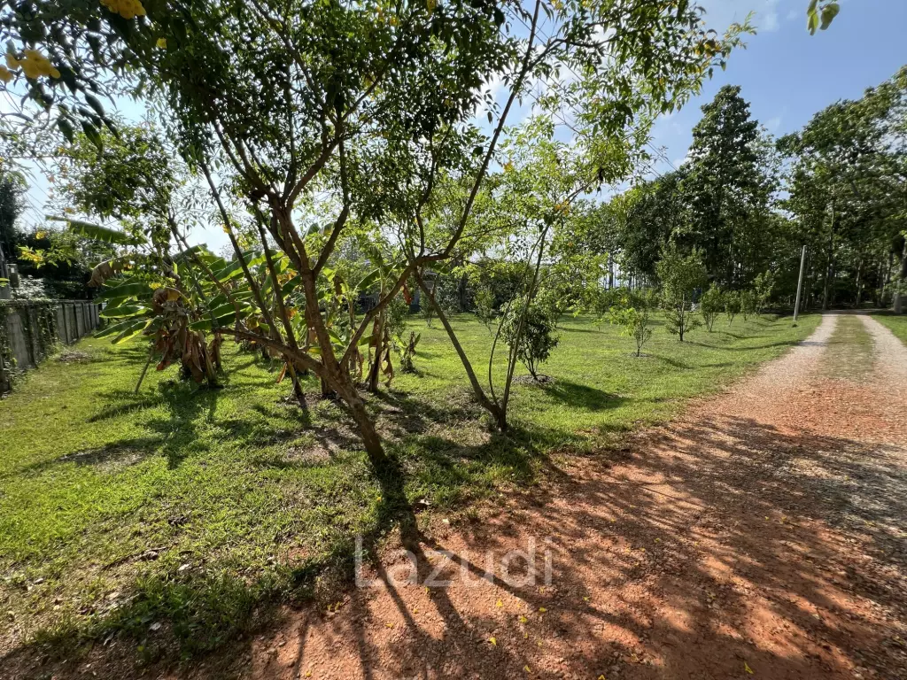 2 Bedrooms Cozy House For Sale in Stunning Garden.