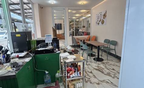 Prime Restaurant Space for Rent in Nana