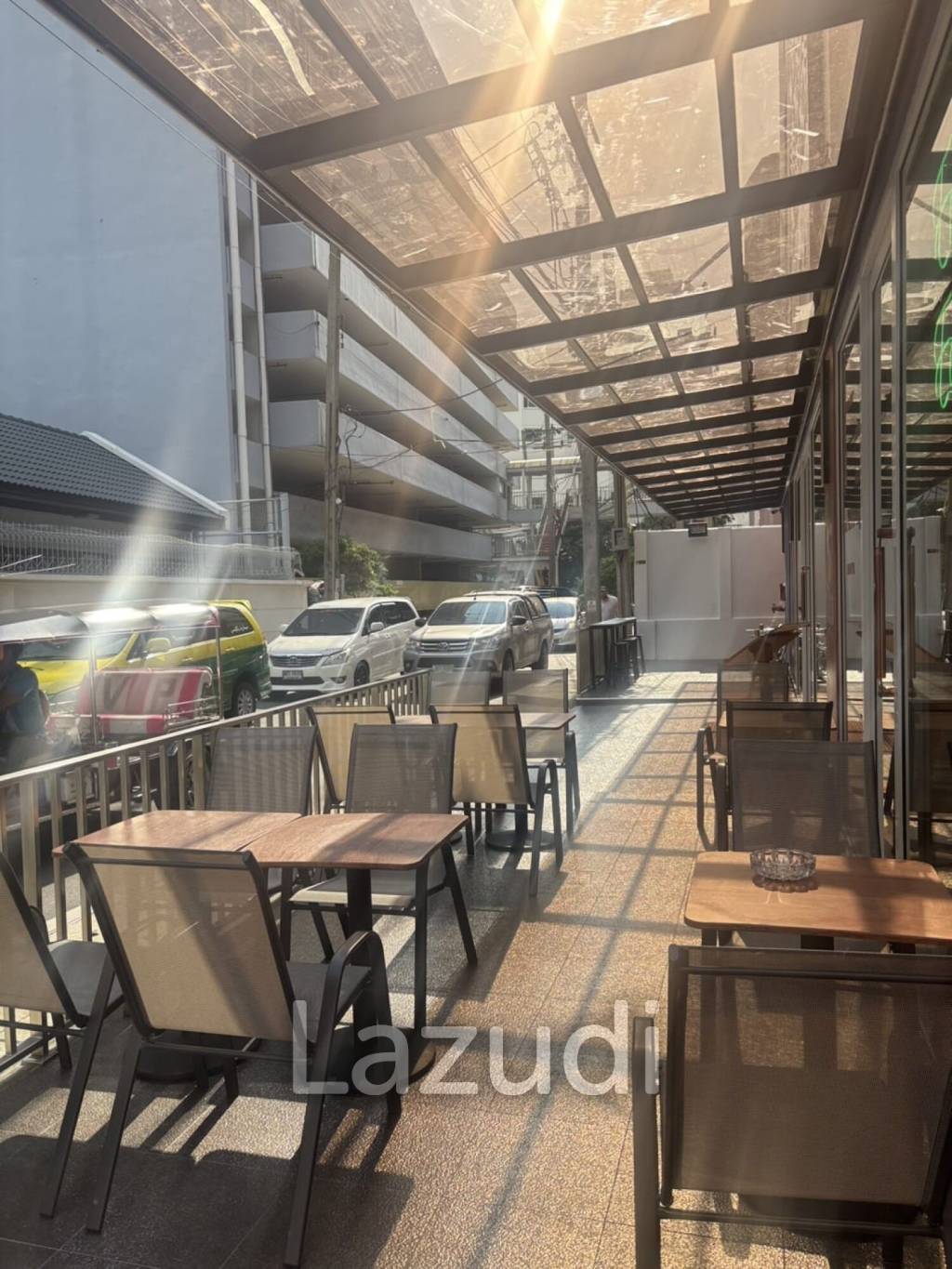 Prime Restaurant Space for Rent in Nana