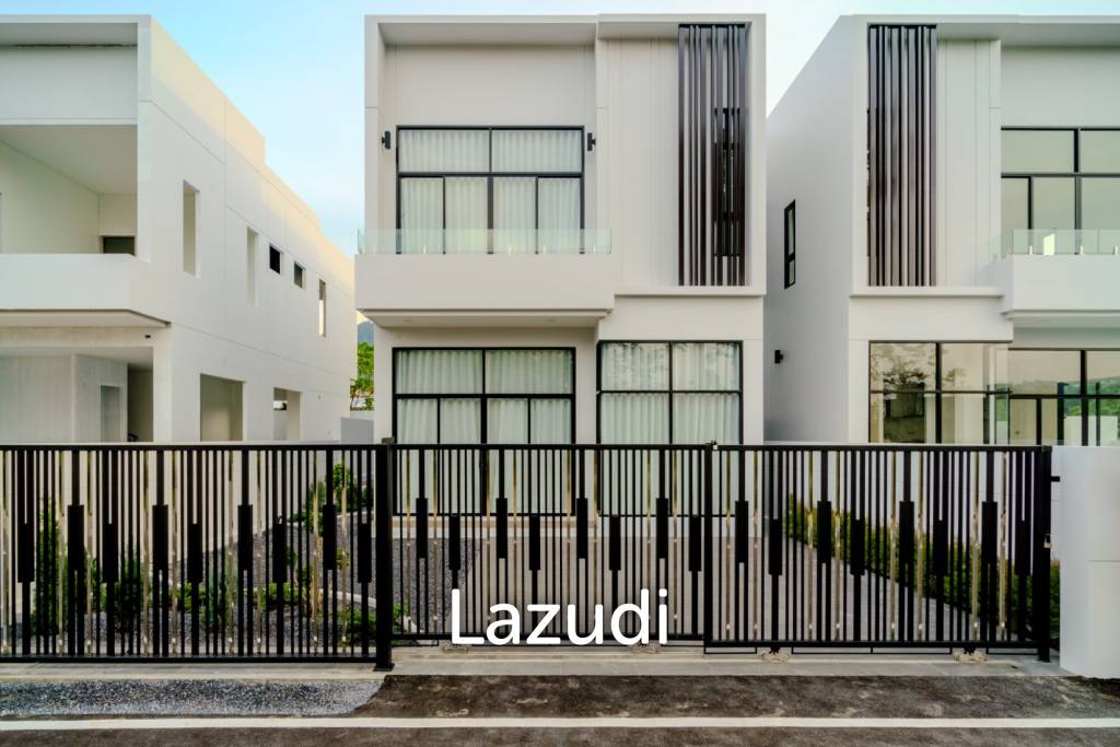 Modern Two-Story Townhouse in Ao Nang Krabi