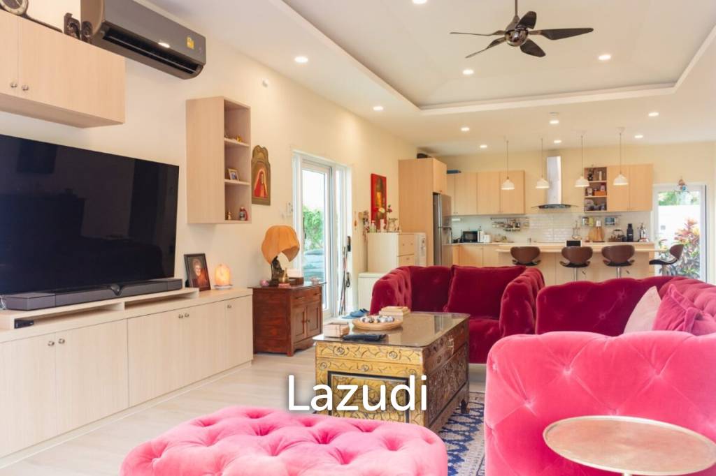 MODA TEMPO : Villa Ultra – Unique styling with Studio/1 bed guest house