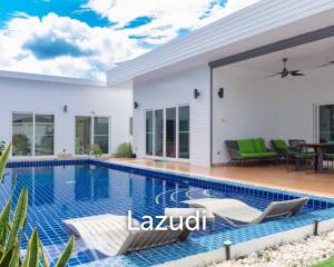 MODA TEMPO : Villa Ultra – Unique styling with Studio/1 bed guest house