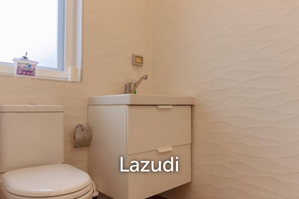 MODA TEMPO : Villa Ultra – Unique styling with Studio/1 bed guest house