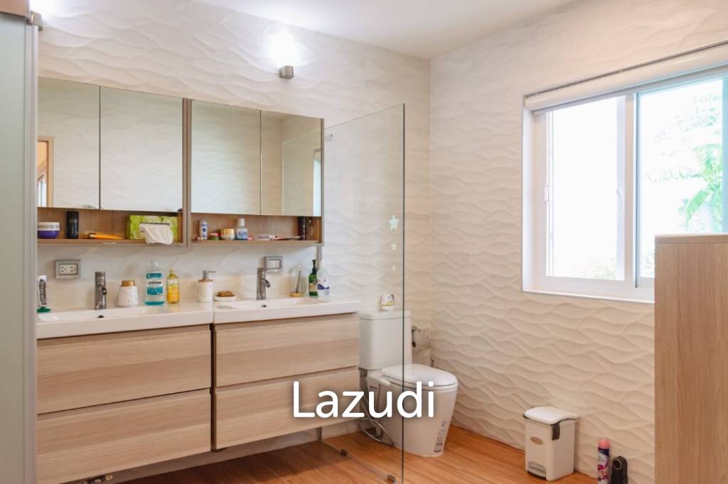 MODA TEMPO : Villa Ultra – Unique styling with Studio/1 bed guest house