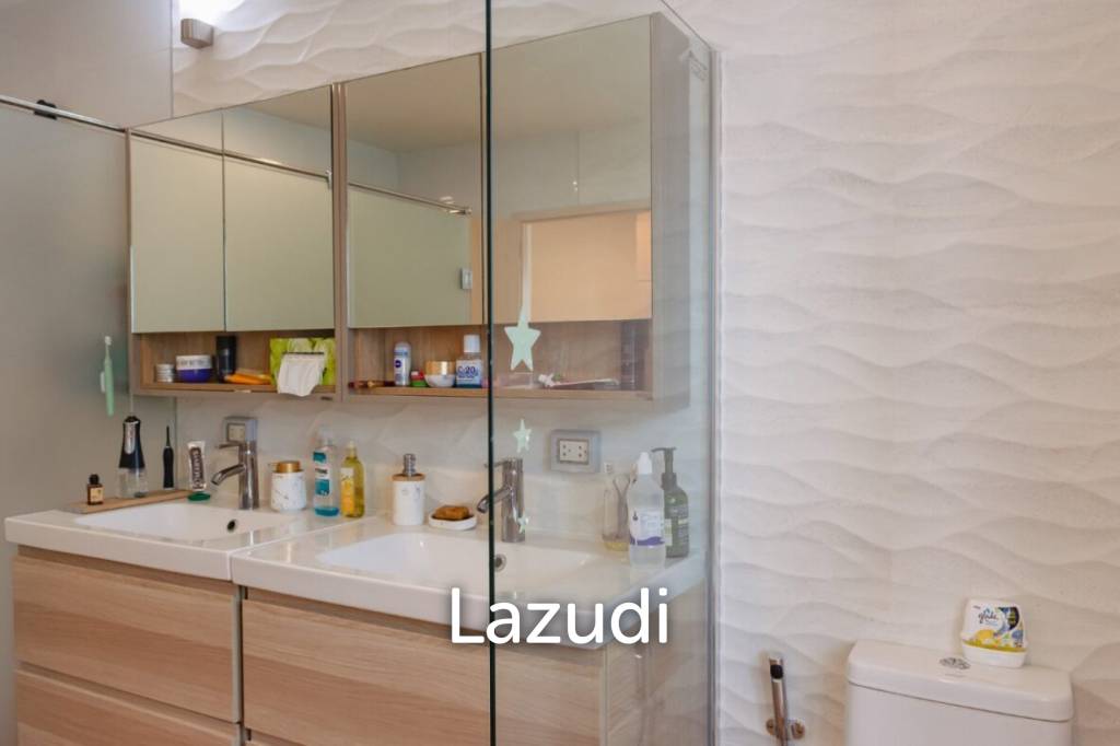 MODA TEMPO : Villa Ultra – Unique styling with Studio/1 bed guest house