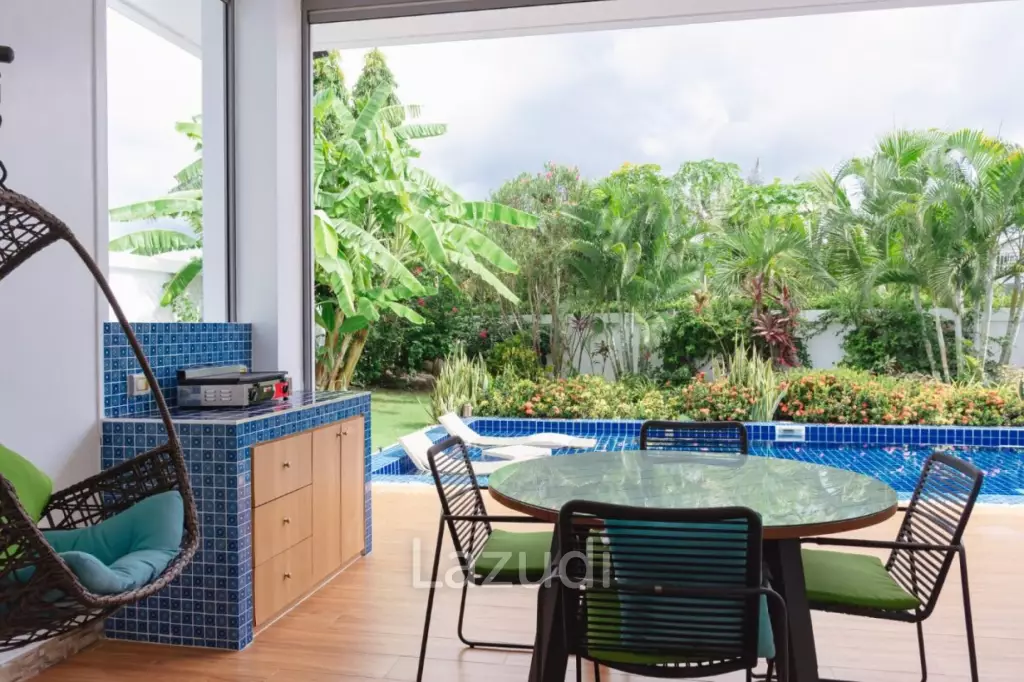 MODA TEMPO : Villa Ultra – Unique styling with Studio/1 bed guest house