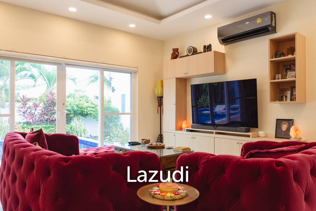 MODA TEMPO : Villa Ultra – Unique styling with Studio/1 bed guest house