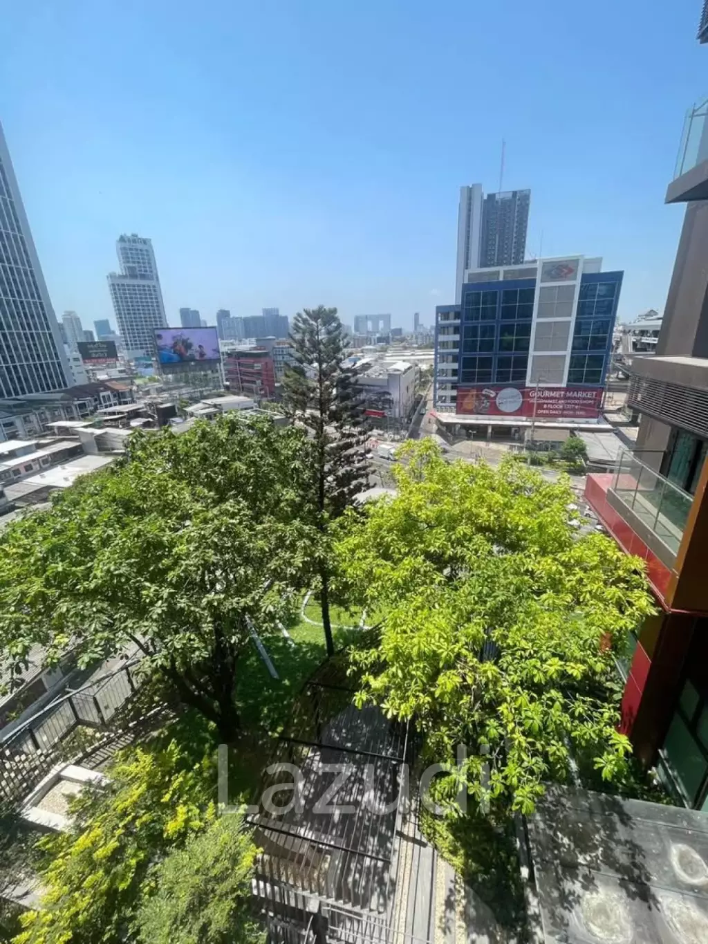 Studio 1 Bath 28 SQ.M Whizdom Avenue Ratchada - Ladprao