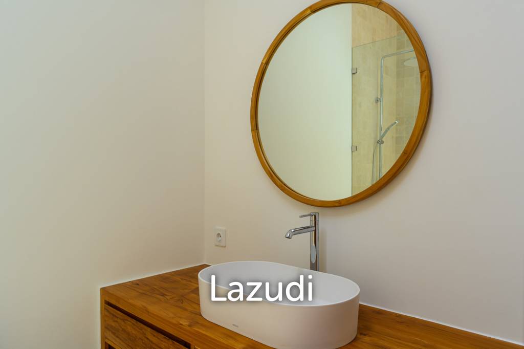 Modern Townhouse Complex in the heart of Bali’s prime tourist area Sanur with 34 Year Lease