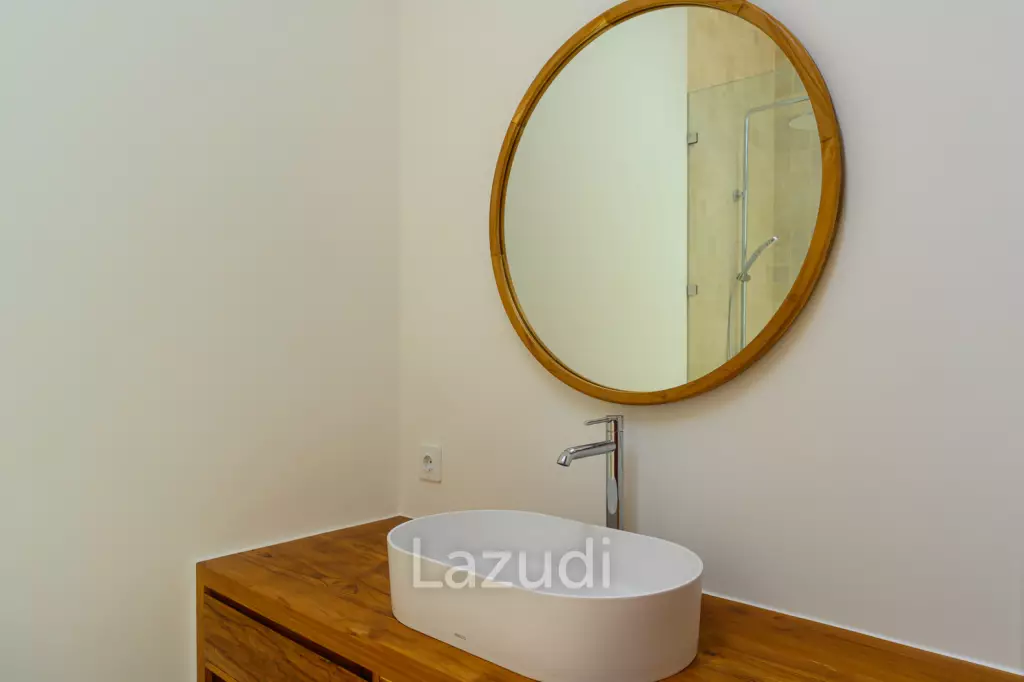 Modern Townhouse Complex in the heart of Bali’s prime tourist area Sanur with 34 Year Lease