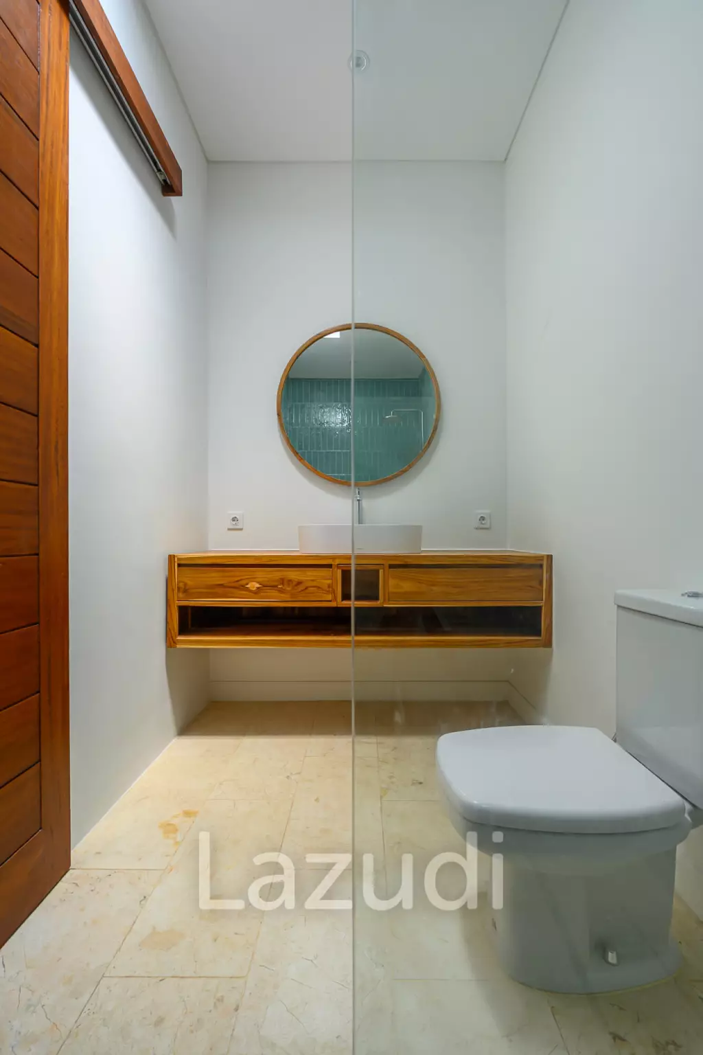 Modern Townhouse Complex in the heart of Bali’s prime tourist area Sanur with 34 Year Lease