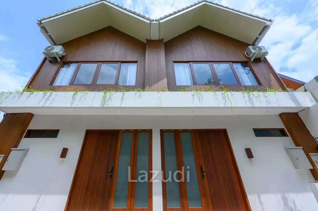 Modern Townhouse Complex in the heart of Bali’s prime tourist area Sanur with 34 Year Lease