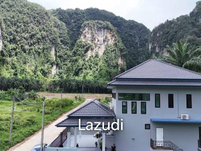 Luxurious 7 Bedroom Villa in Scenic Ao Nang Krabi