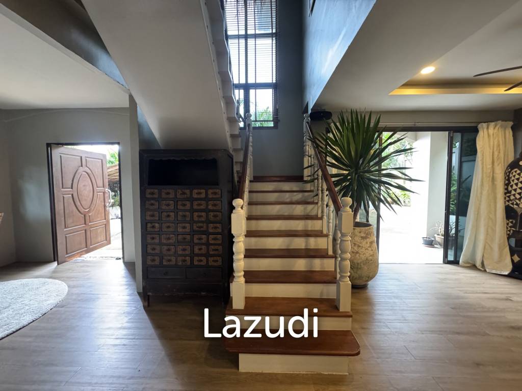 Spacious, Designer 5-Bed Villa in Lamai, Near Windfield International School