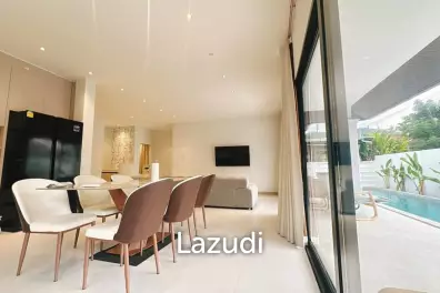 Modern 3 Bedroom Pool Villa Near Blue Tree