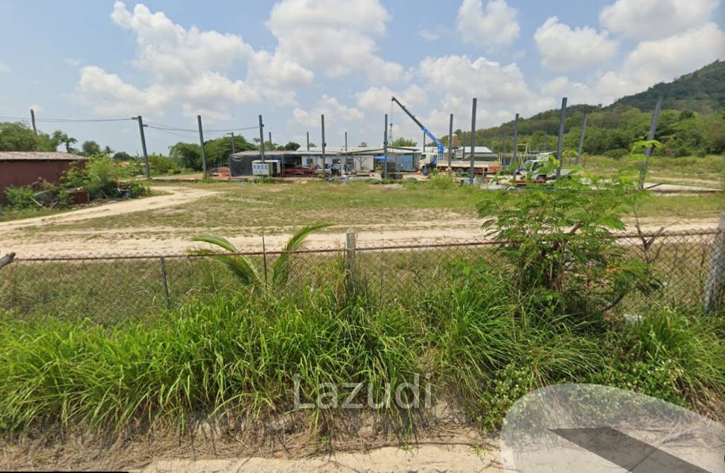 8 Rai 1 Ngan 89 SQ.WA Land And Factory in Rayong