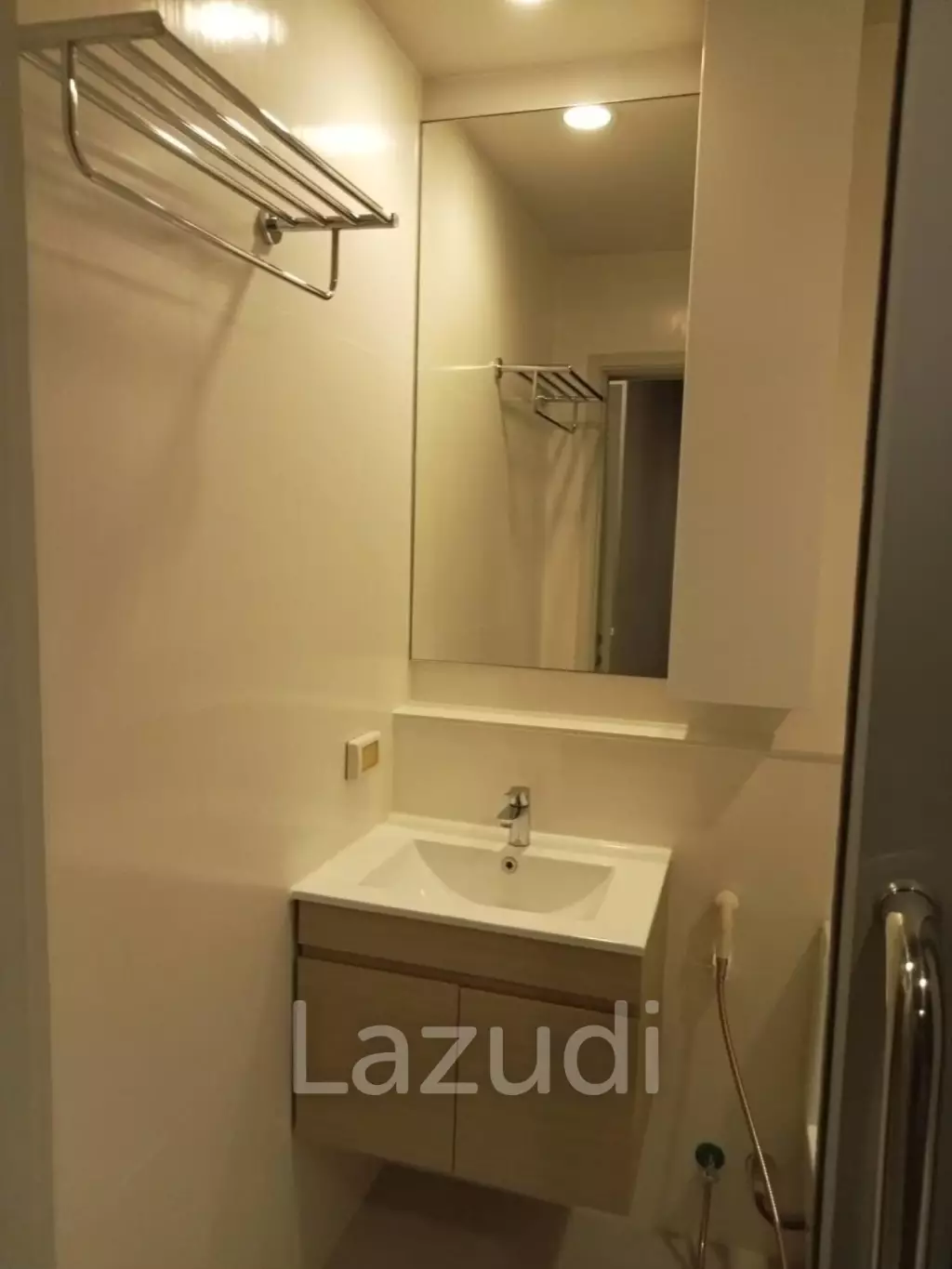 BLU DIAMOND : 1 Bed Condo near  Cha-am Beach