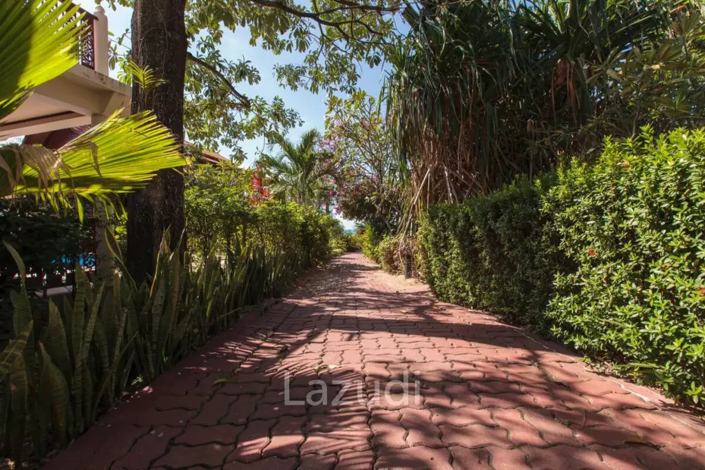 Beachside 3-Bed Villa – Just 30 Meters from Beautiful Bang Por Beach