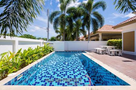 The legacy  : Luxurious Villa in Hua Hin with Pool and Modern Design