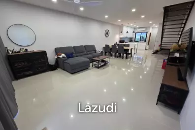 New spacious 220 SQM 3-beds townhouse in gated family-type residence in Maenam