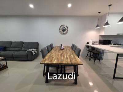 New spacious 220 SQM 3-beds townhouse in gated family-type residence in Maenam