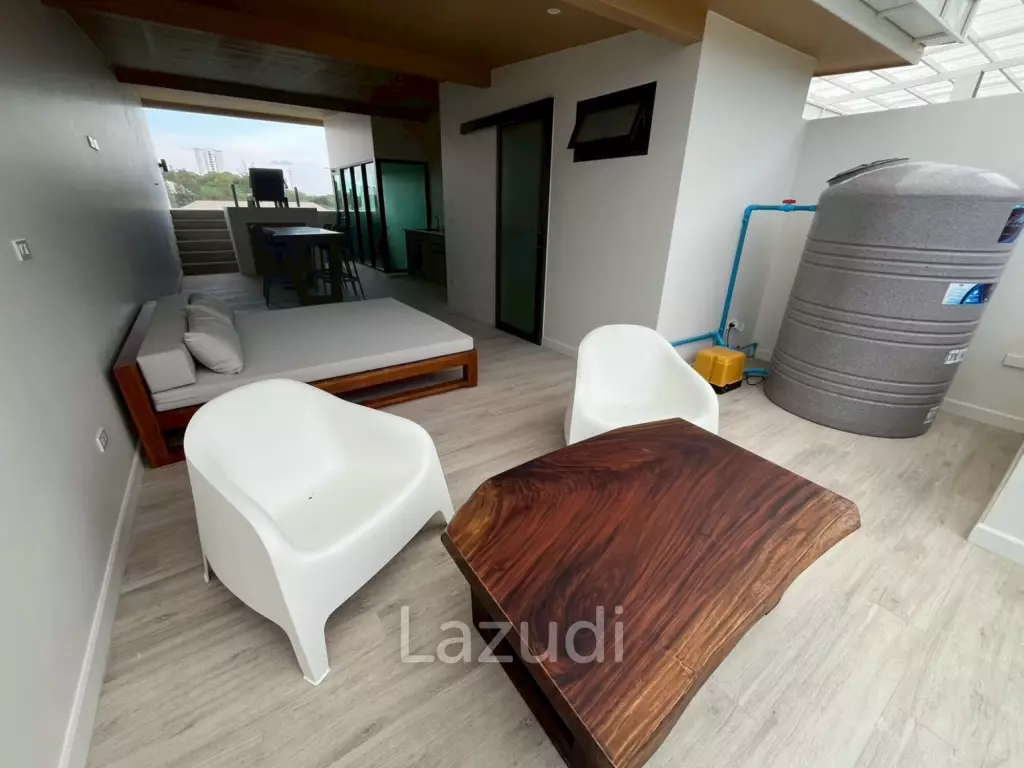 Brand New 3-Bedroom Townhouse with Private Pool – (Soi 89)