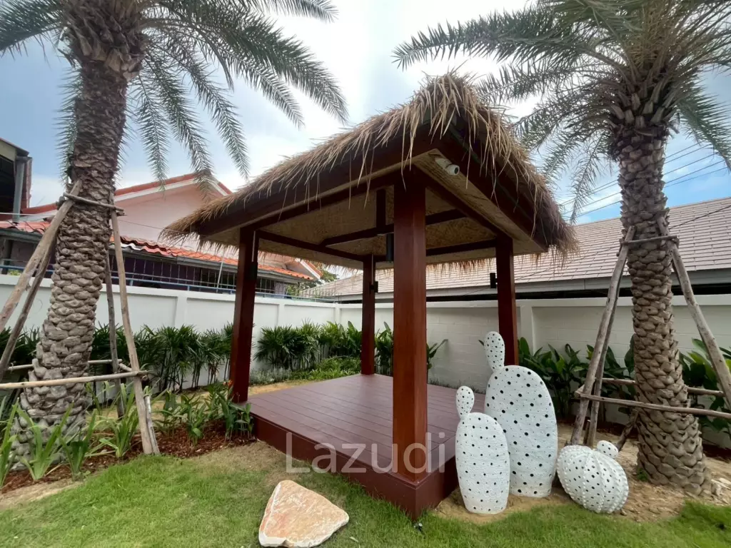 Brand New 3-Bedroom Townhouse with Private Pool – (Soi 89)