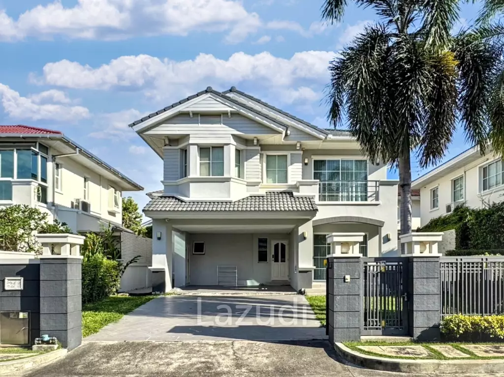 3 Bed 3 Bath 190 SQ.M Nantawan Suvarnabhumi