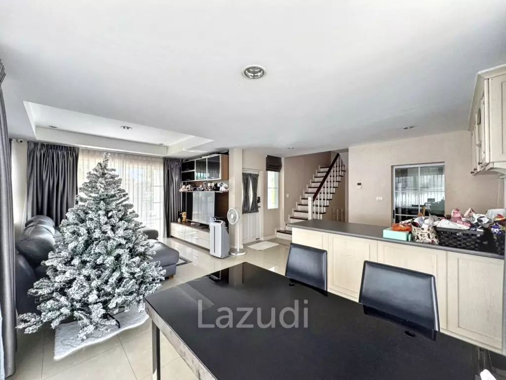 3 Bed 3 Bath 190 SQ.M Nantawan Suvarnabhumi