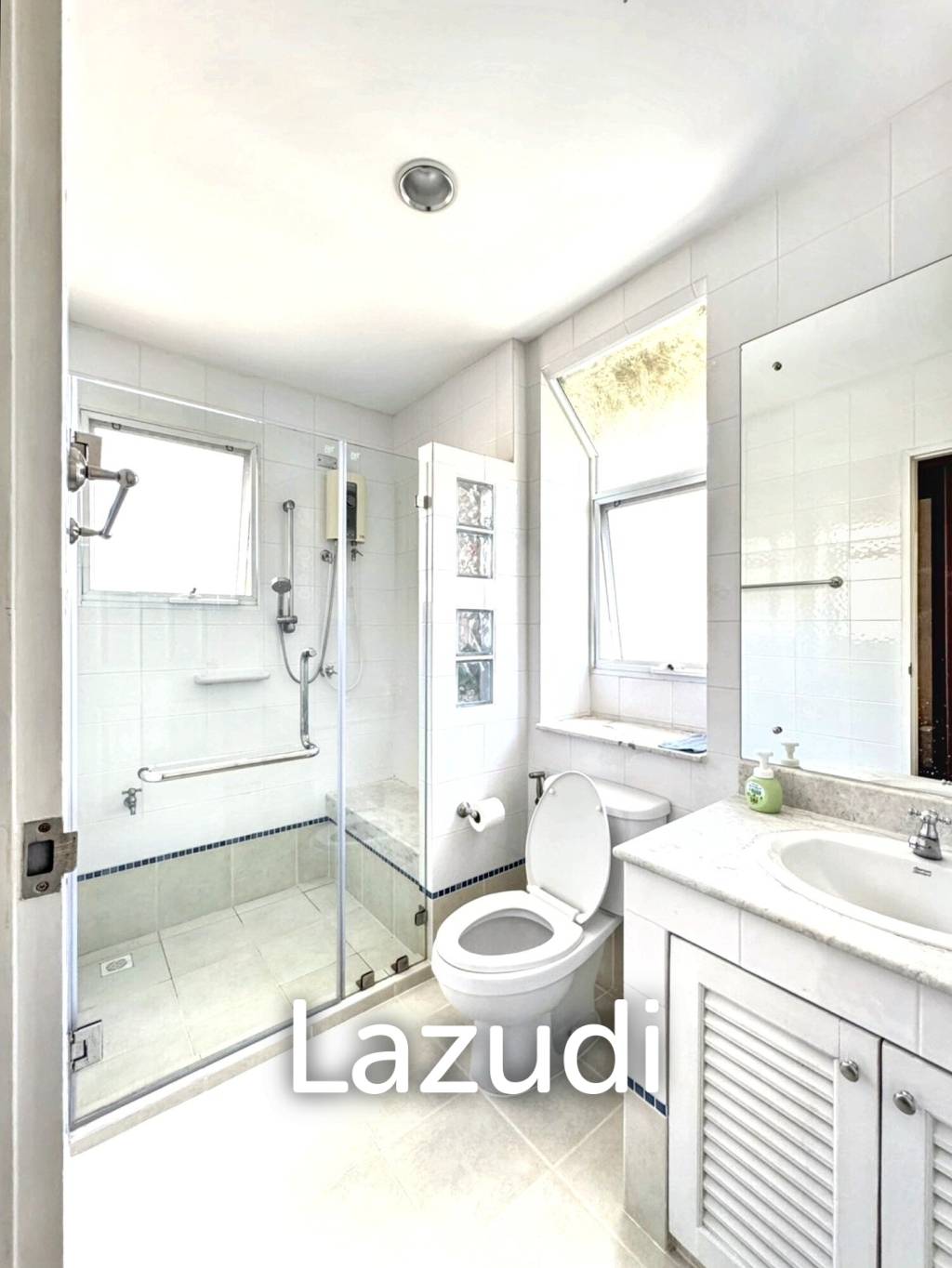 3 Bed 3 Bath 190 SQ.M Nantawan Suvarnabhumi