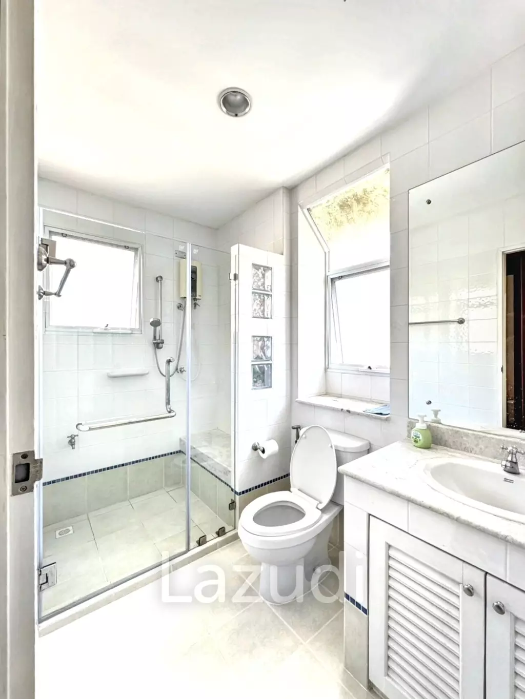 3 Bed 3 Bath 190 SQ.M Nantawan Suvarnabhumi