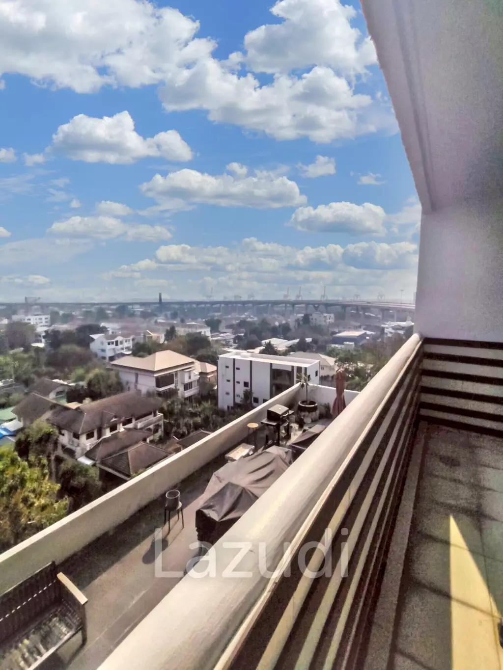 2 Bed 2 Bath 105 SQ.M The Roof Garden On Nut