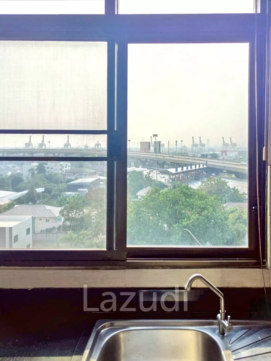 2 Bed 2 Bath 105 SQ.M The Roof Garden On Nut