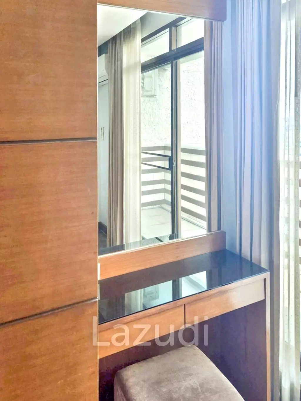 2 Bed 2 Bath 105 SQ.M The Roof Garden On Nut