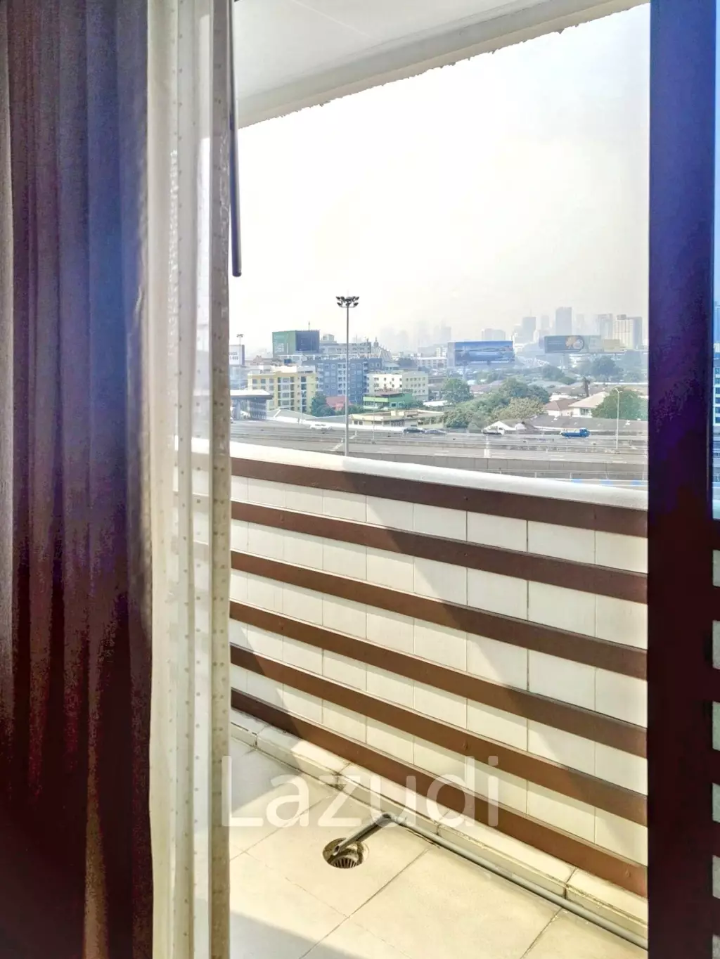 2 Bed 2 Bath 105 SQ.M The Roof Garden On Nut