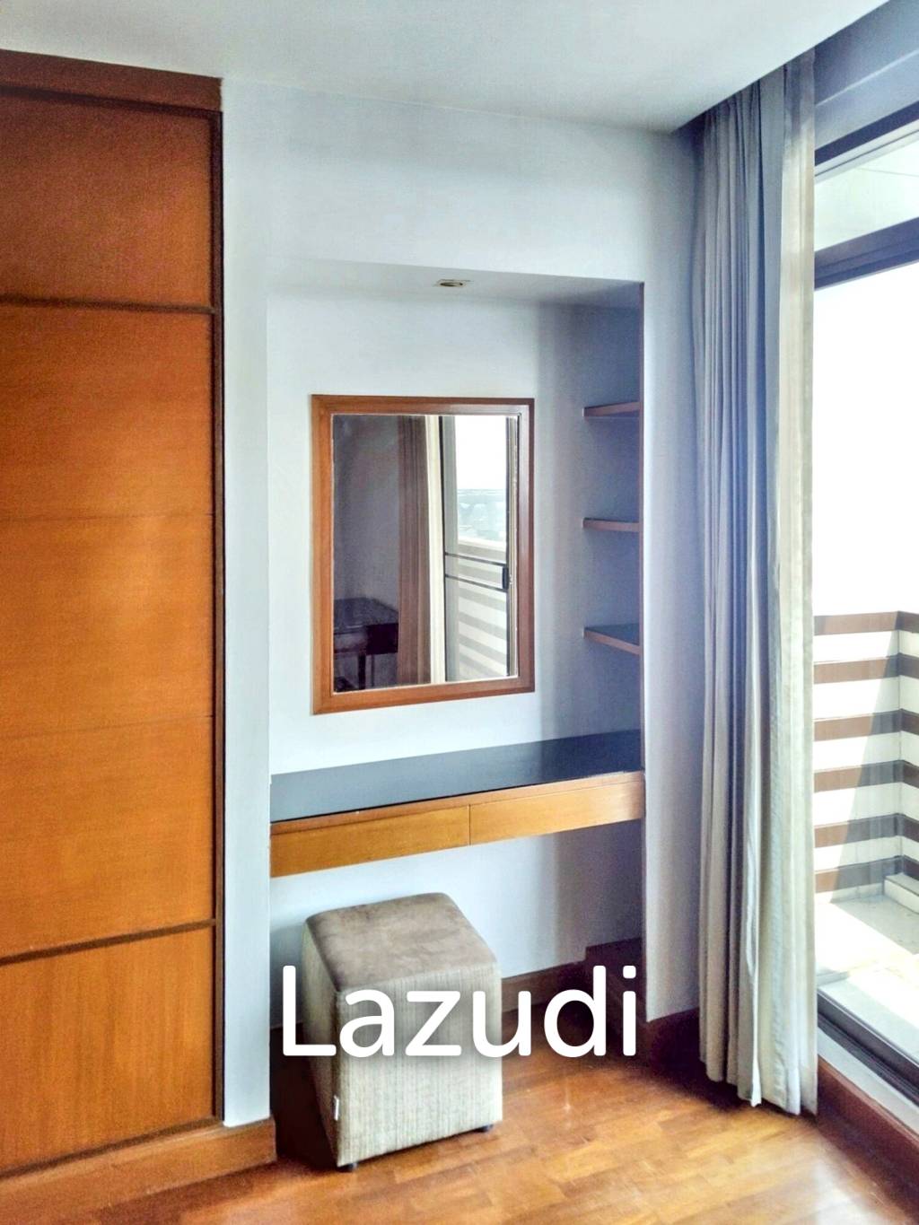 2 Bed 2 Bath 105 SQ.M The Roof Garden On Nut