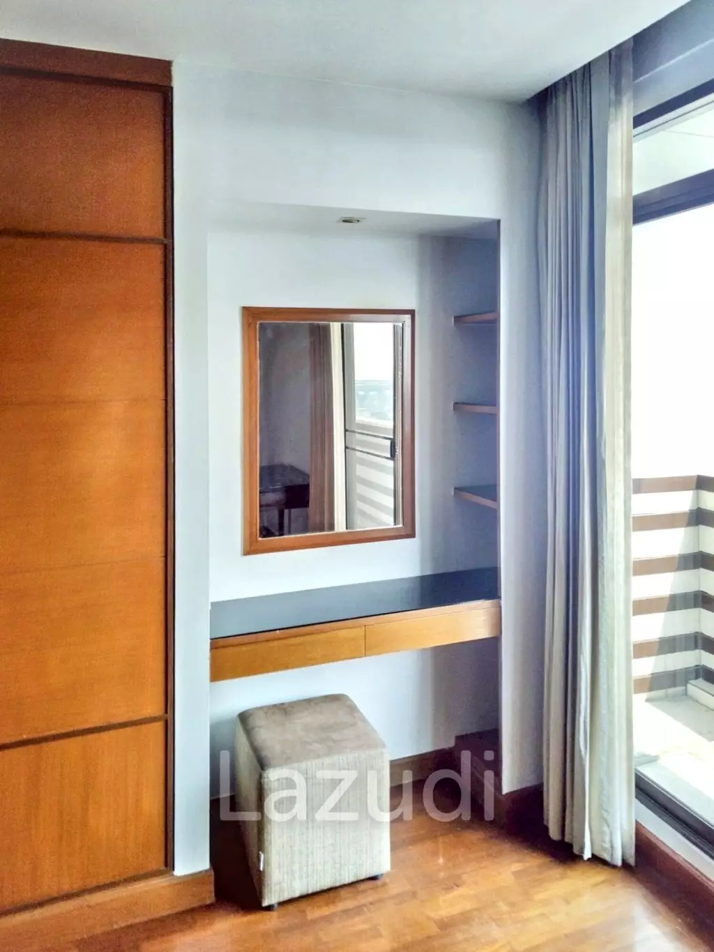 2 Bed 2 Bath 105 SQ.M The Roof Garden On Nut