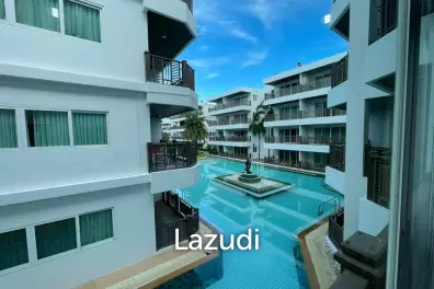 The Beach Palace: Beachfront 3 beds 2 bath condo