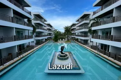 The Beach Palace: Beachfront 3 beds 2 bath condo