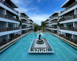 The Beach Palace: Beachfront 3 beds 2 bath condo