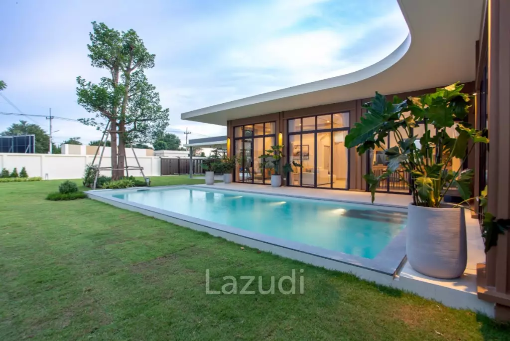 307 sqm modern pool villa in Thap Tai Hua Hin Issara Ville