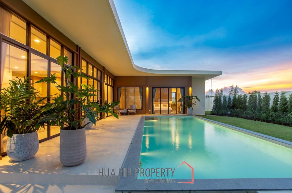 3 Bed 4 Bath 375 SQ.M Issara Ville Hua Hin