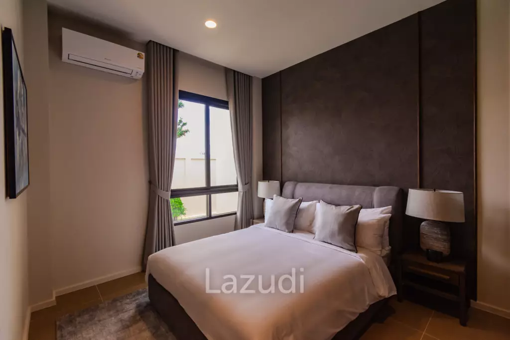 307 sqm modern pool villa in Thap Tai Hua Hin Issara Ville
